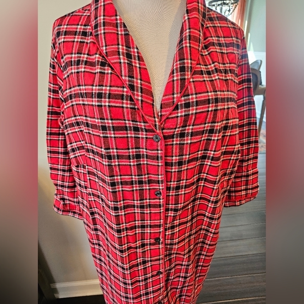 Jockey Women's Size 1X Soft Flannel Red Black White Plaid Nightshirt New w/ Tag - Picture 2 of 8